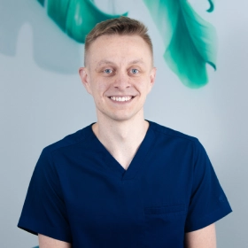 lekarz stomatolog Marek Grabiński